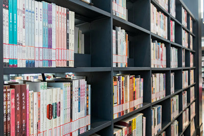 大專學歷可以報考英國密德薩斯大學國際碩士嗎？